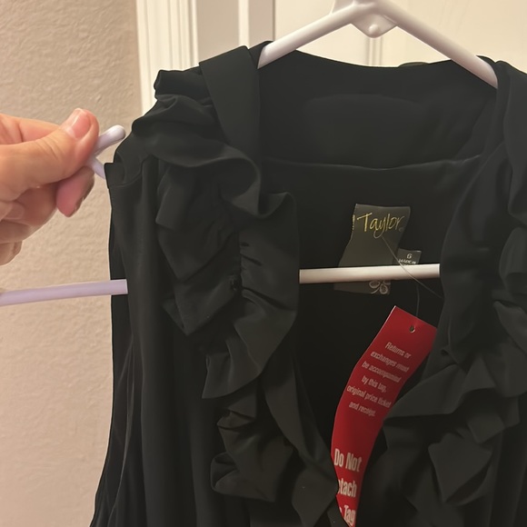 Dress - Picture 9 of 12